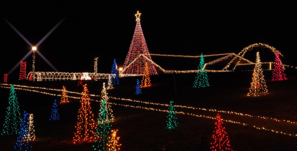 Lighting of Christmas Lights The City of Carlyle, Illinois Carlyle